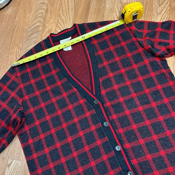 Vintage 1980’s Fire Island, long sleeve red/gray checkered knit sweater. Size L. - Picture 16 of 17